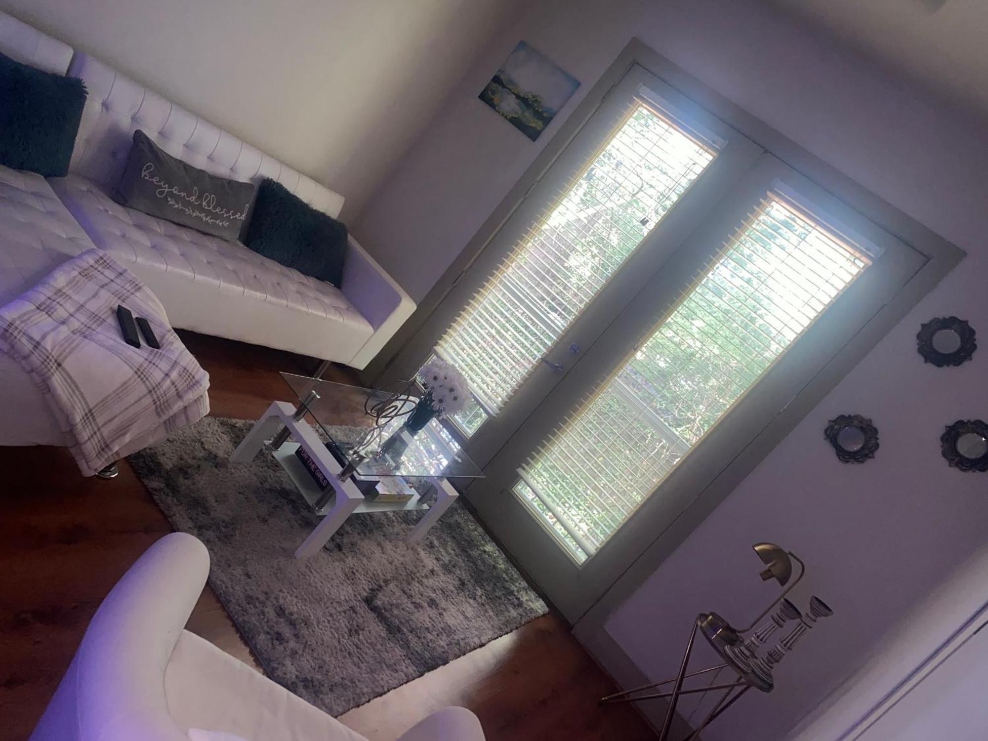 Appartamento 1Bd Gorgeous Loft In Buckhead Free Wi-Fi, Parking Atlanta Esterno foto